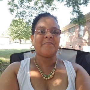 Meet your Posher, Renee